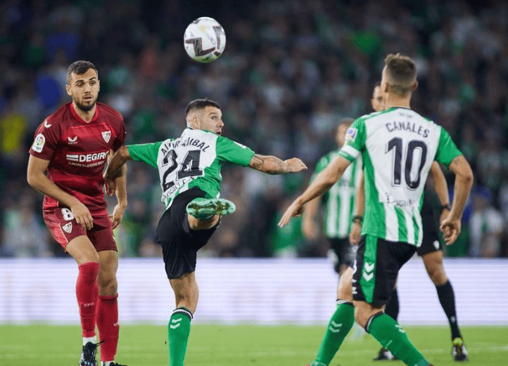 塞维利亚主场击败维拉利尔,豪取三分 塞维利亚主场击败维拉利尔,豪取三分