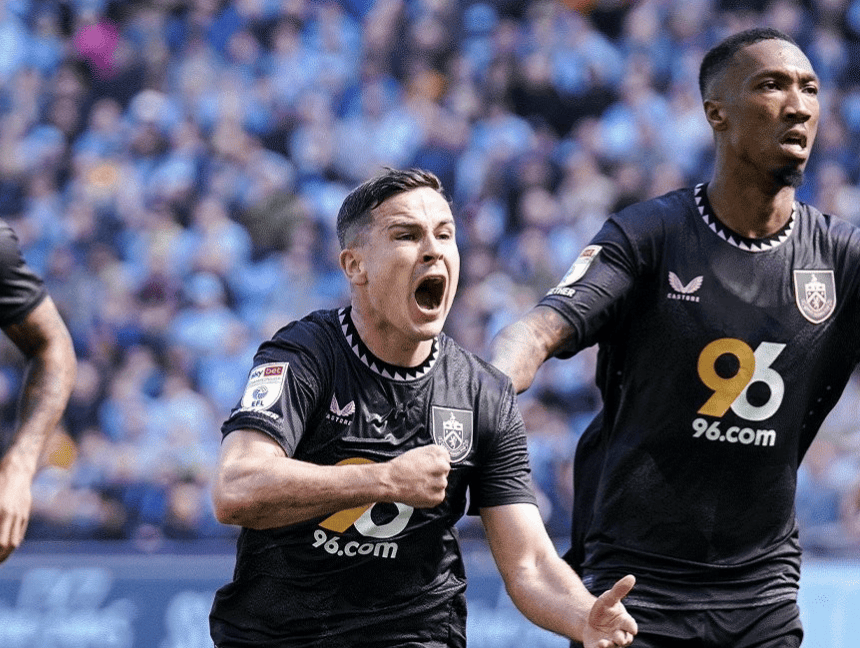 伯恩利主场战平纽卡斯尔联，保持不败势头