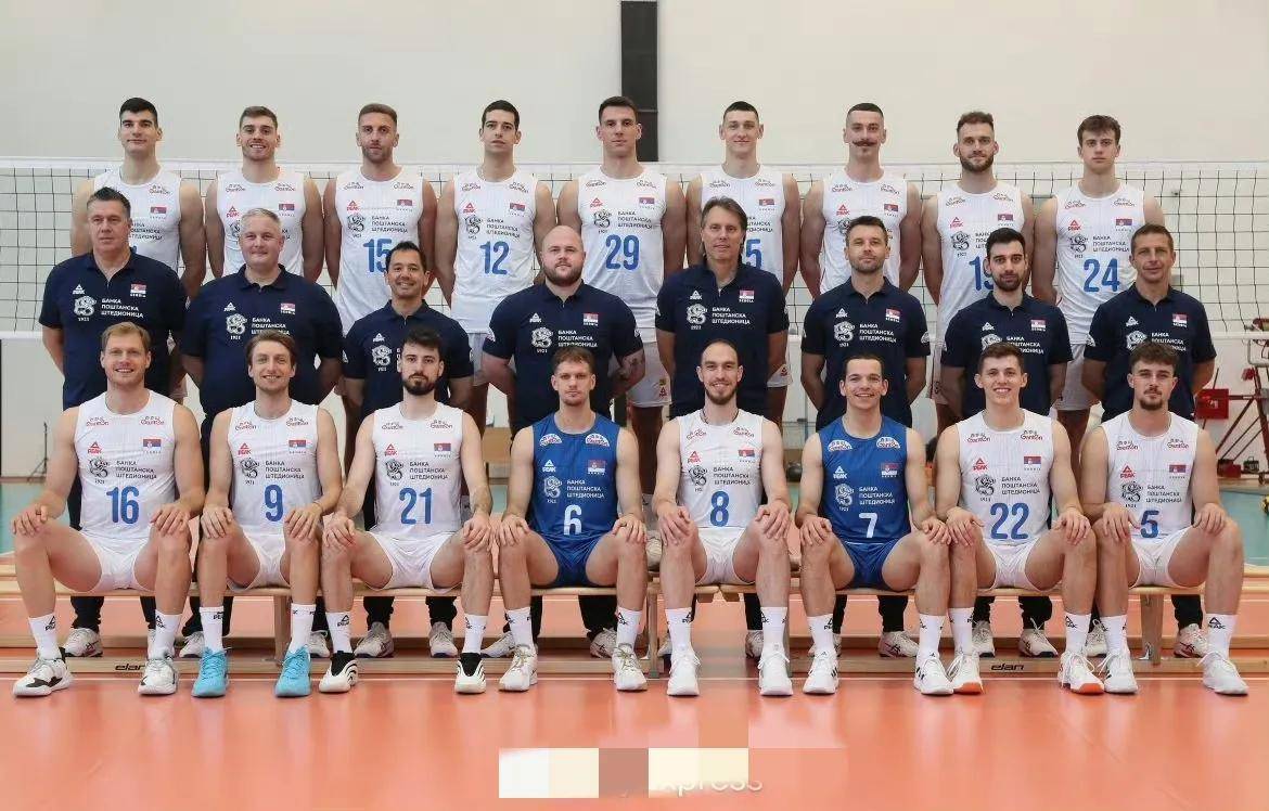 塞尔维亚队备战全力以赴，渴望晋级欧洲杯