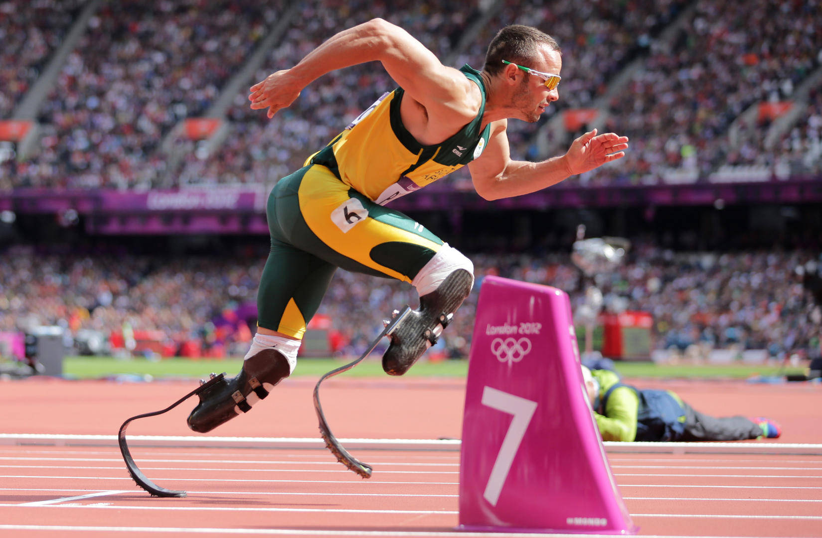 南非田径新秀独破难题，实现突破