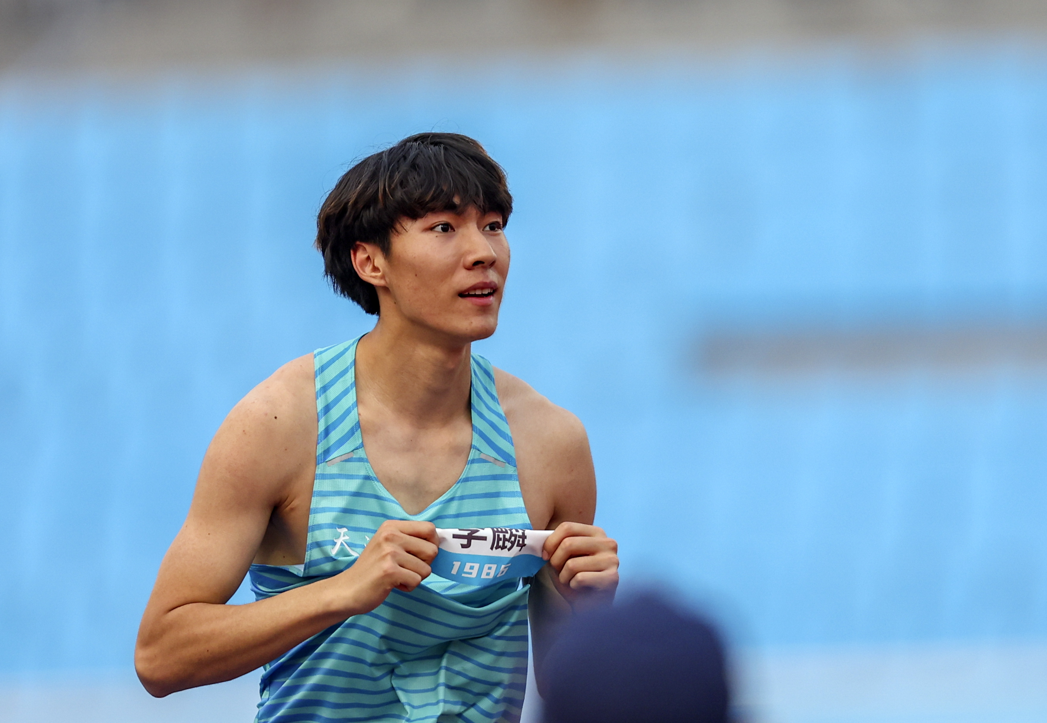 田径项目再获金牌，刷新个人最好成绩！