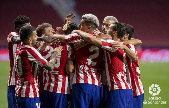 西班牙队一球小胜希腊，积分暂居小组第三！