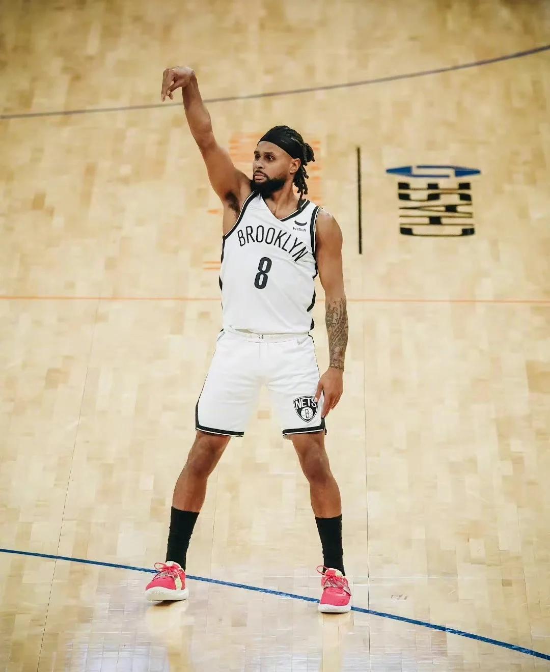 篮网逆转尼克斯，将系列赛扳平