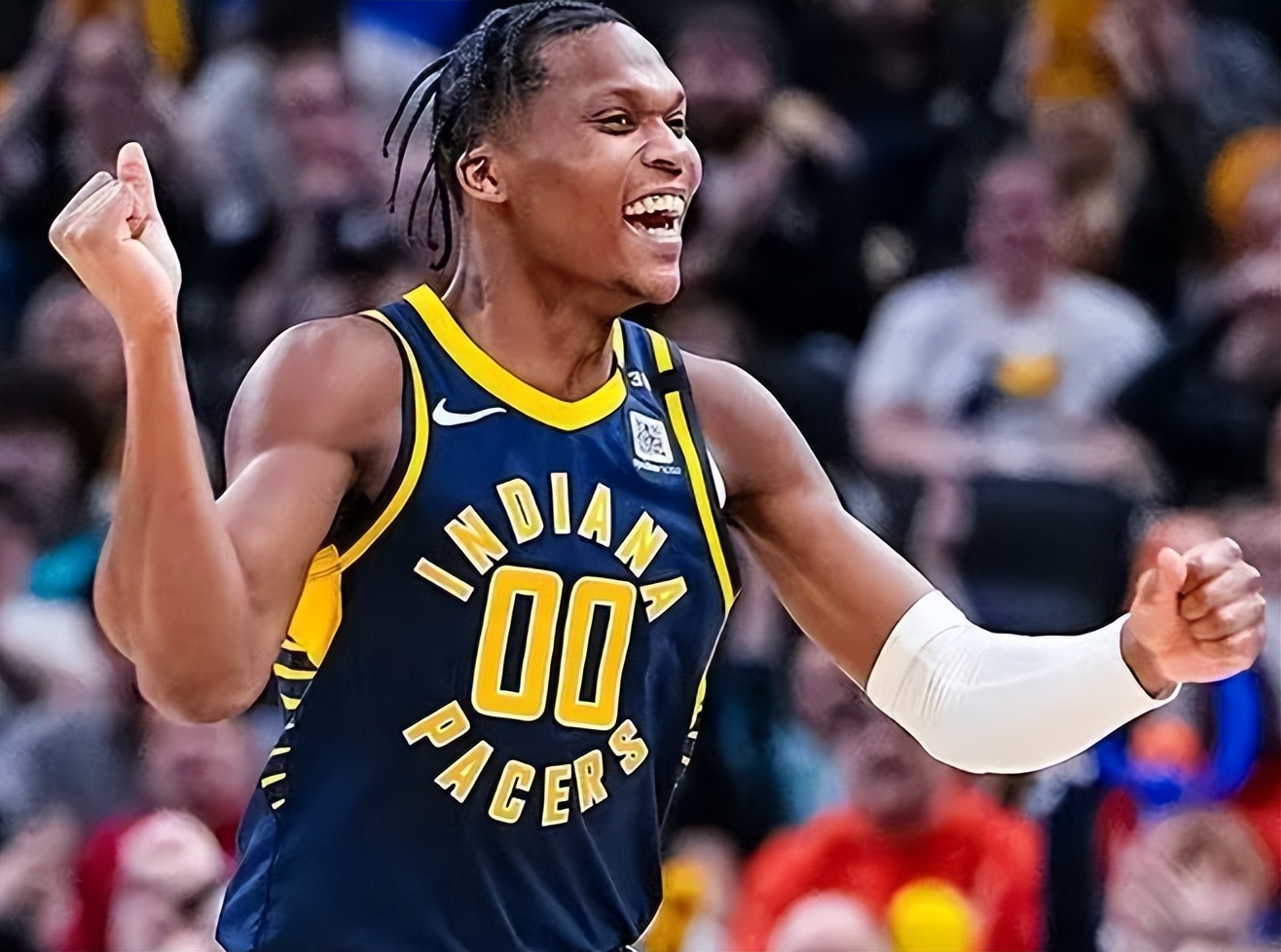 关于步行者大胜老鹰，比尔发挥神勇的信息