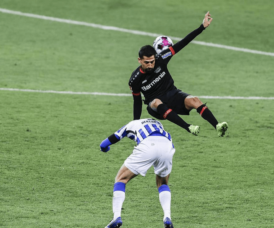 墨西哥轻取勒沃库森，阿尔巴制霸全场的简单介绍