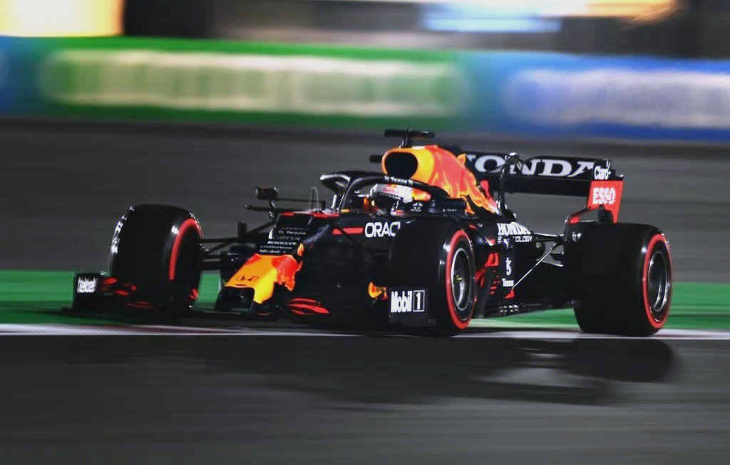 包含终极之夜！比分分析冠军悬念即将揭晓的词条