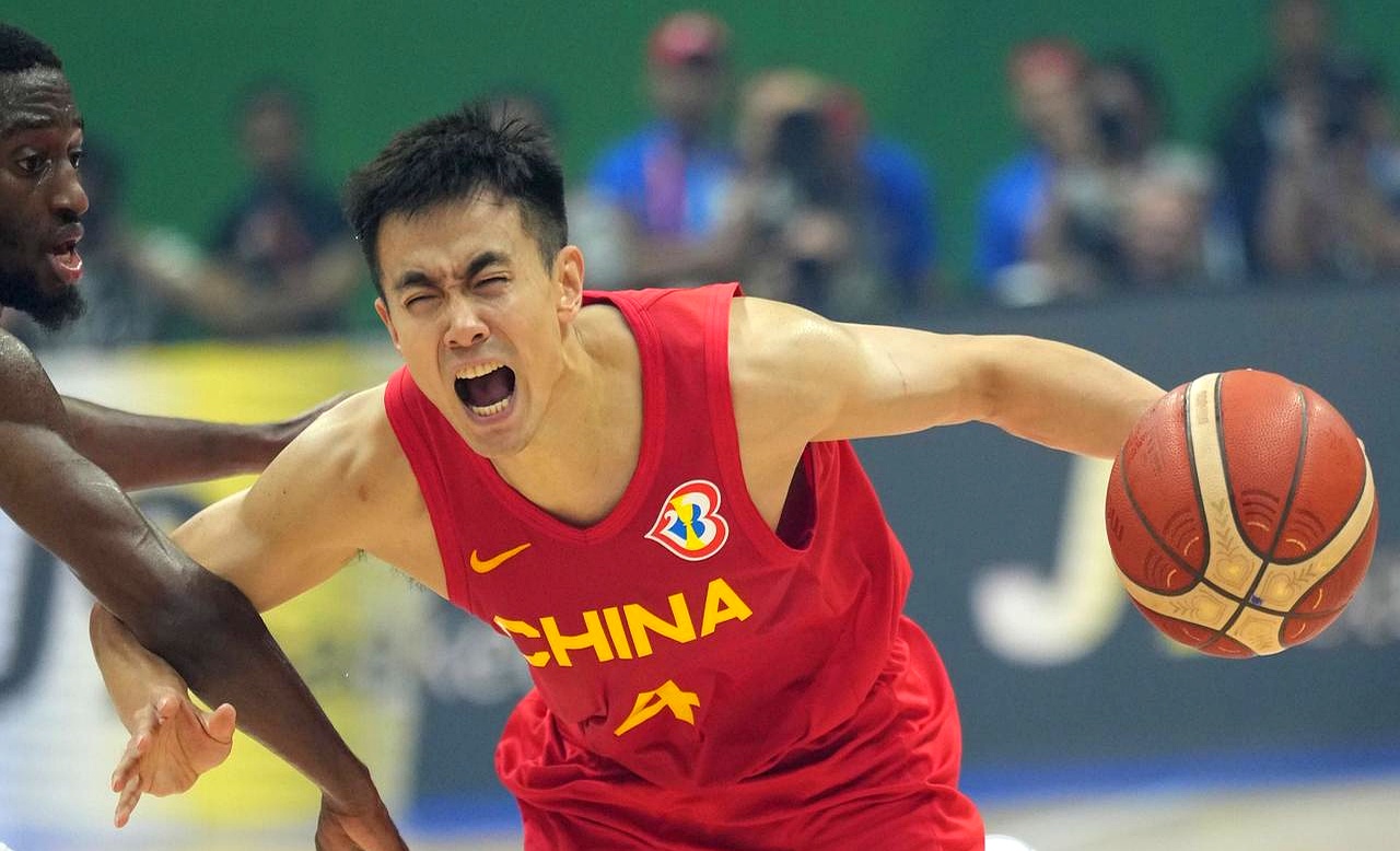 天津队碾压篮网，赵继伟高光表现