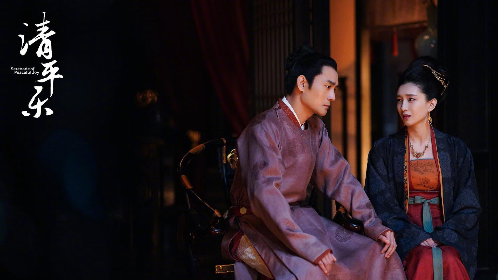 双线告捷，奥亚尔萨瓦尔领军取胜，阿根廷淘汰赛力克丹麦