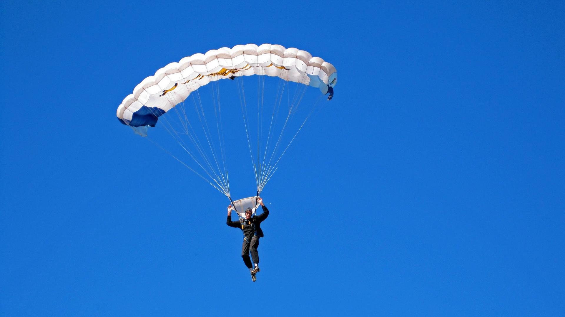 关键先生杰伦·格林，北京队轻取独行侠，关键时刻见真章