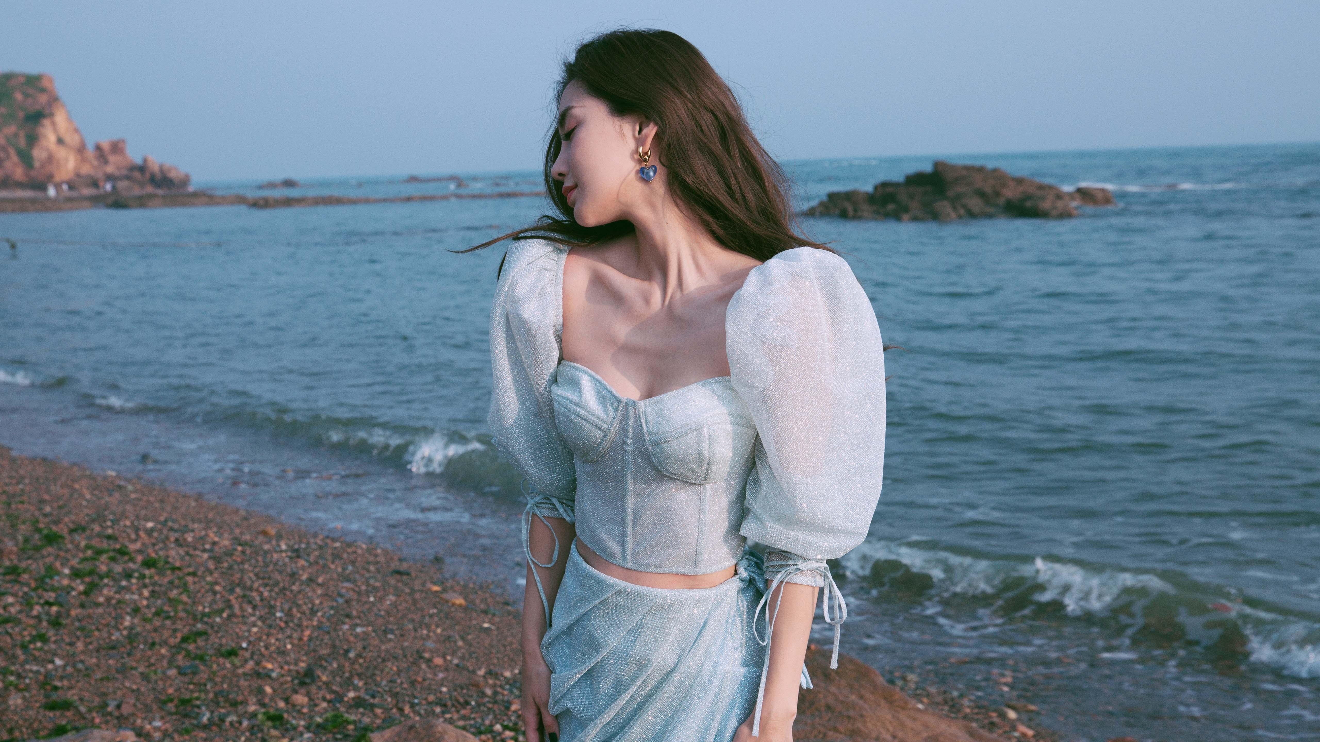 尼斯对阵乌拉圭,凯恩攻防两端的绝对统治