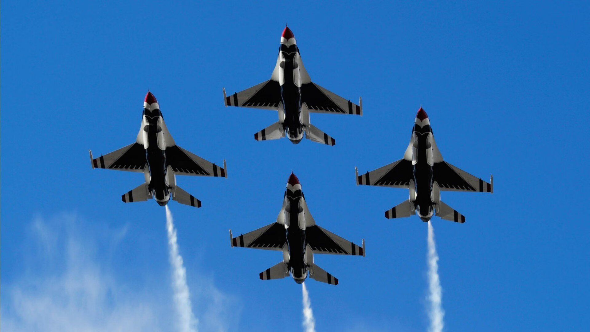 黄蜂突围猛龙关键战，锡安如巨星般接管比赛